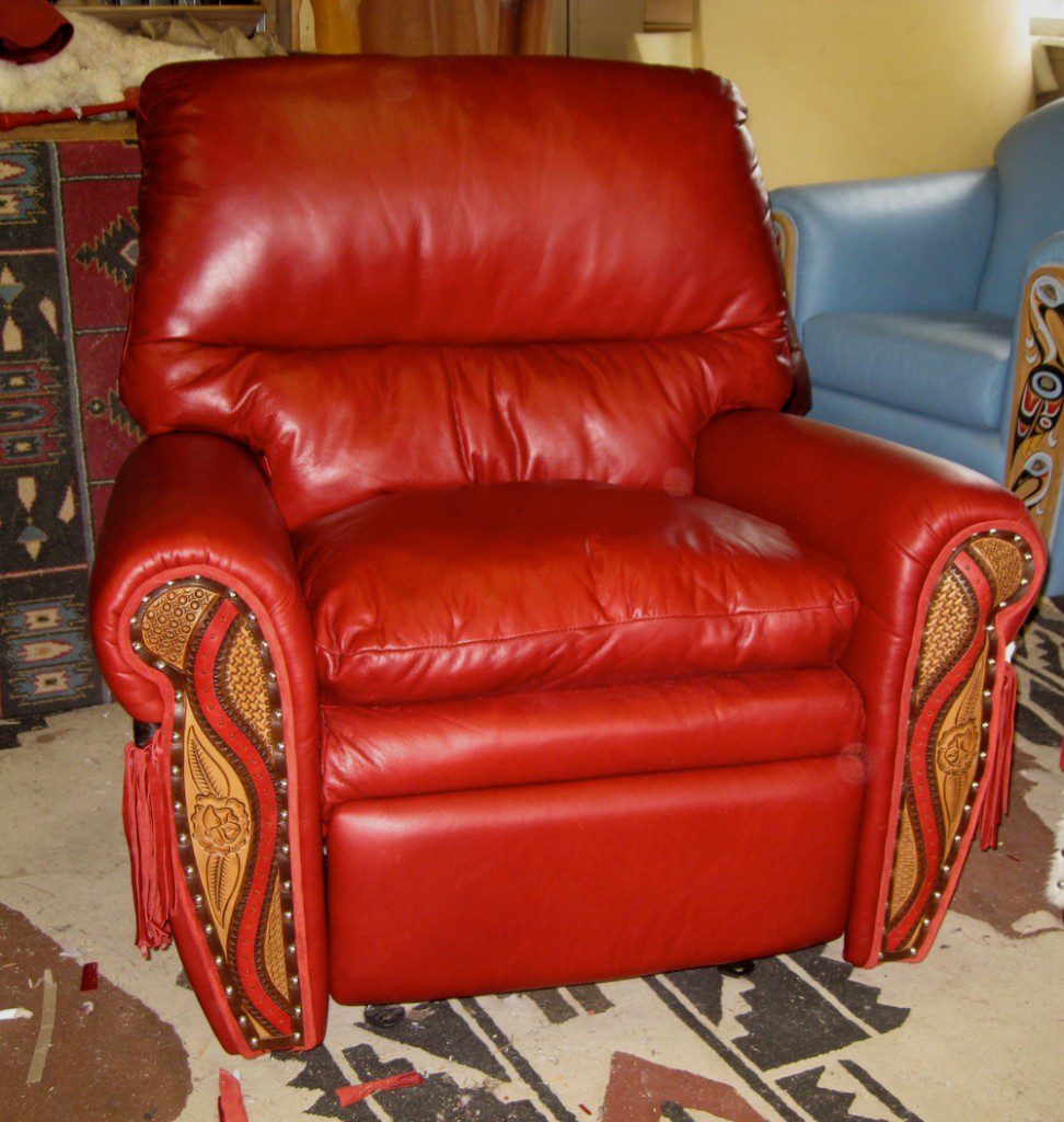 The Ultimate Recliner Fully Customizable in Many Leather Colors