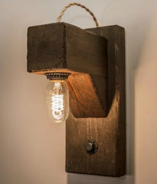 Wood beam wall sconce with Edison bulb