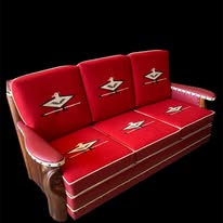 Molesworth Sofa with Reversible Chimayo and Leather Cushions - Image 15