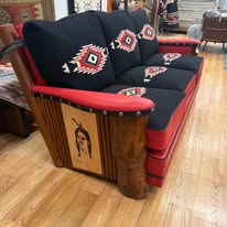 Molesworth Sofa with Reversible Chimayo and Leather Cushions - Image 17