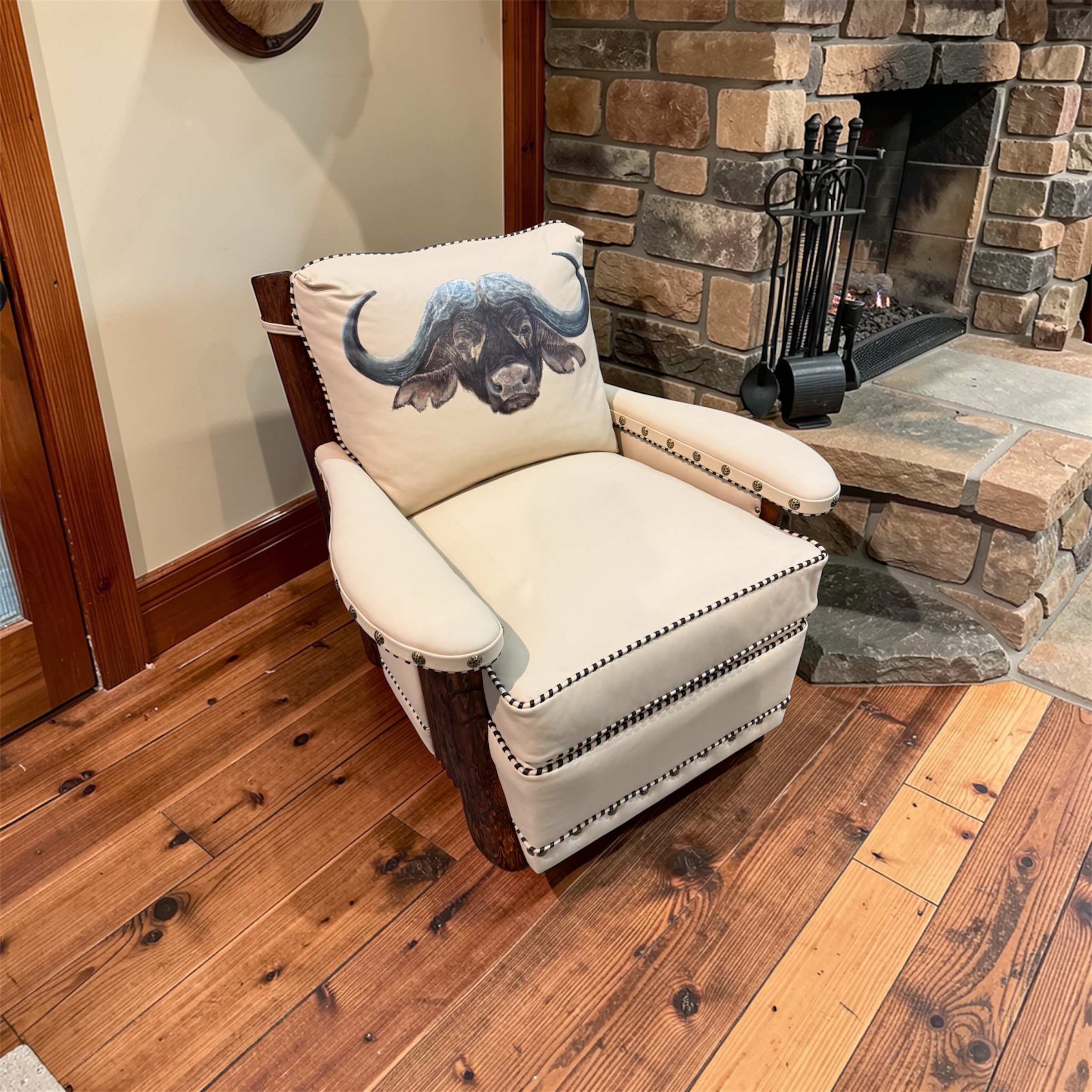 Molesworth Club Chair with Painting - Image 5