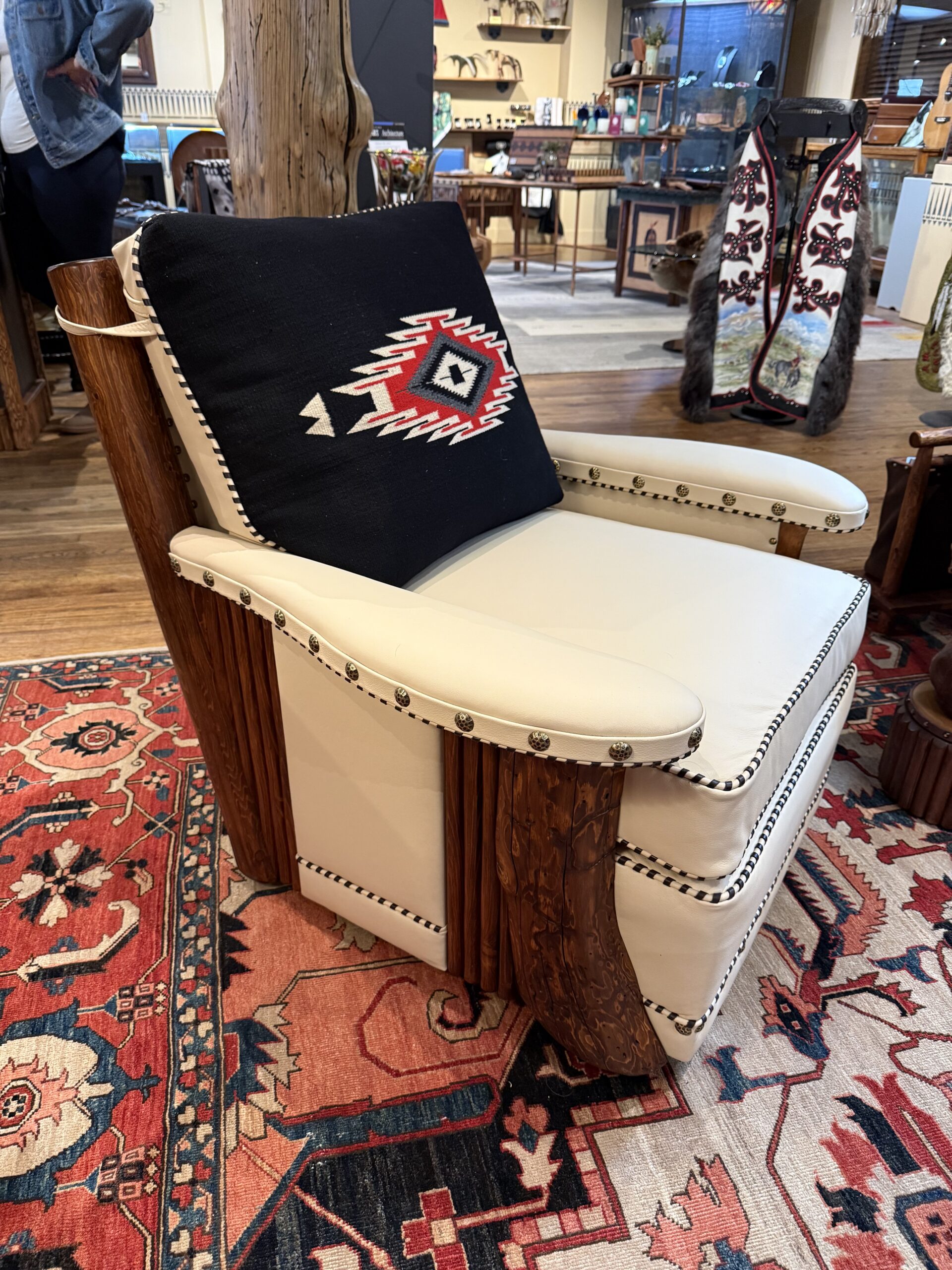 Kimberly Chair - Image 3